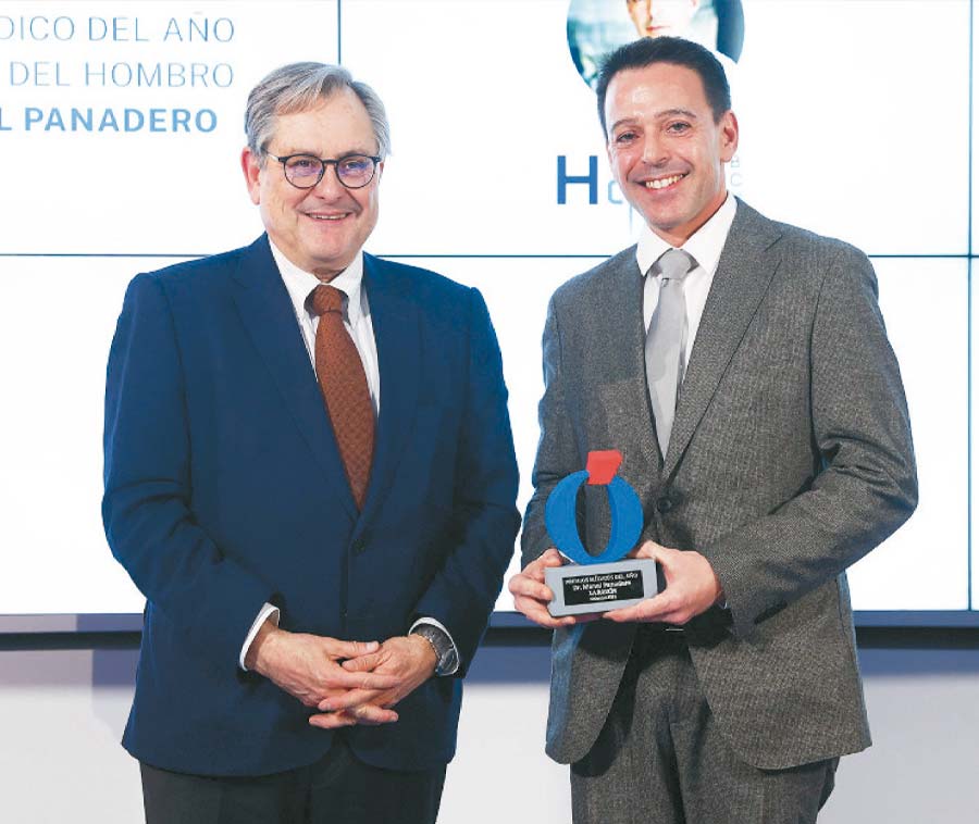 doctor-manel-panadero-premio-medico-del-año-en-traumatologia-2025